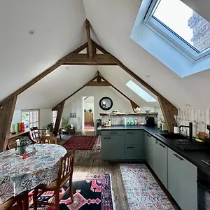 https://aumonerie-de-rotheneuf.inbrittany.com