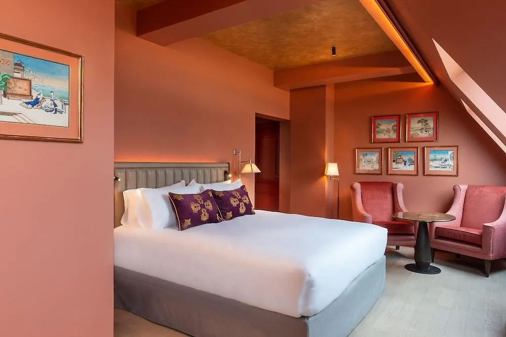 Hotel De Montesquieu Paris 5*,